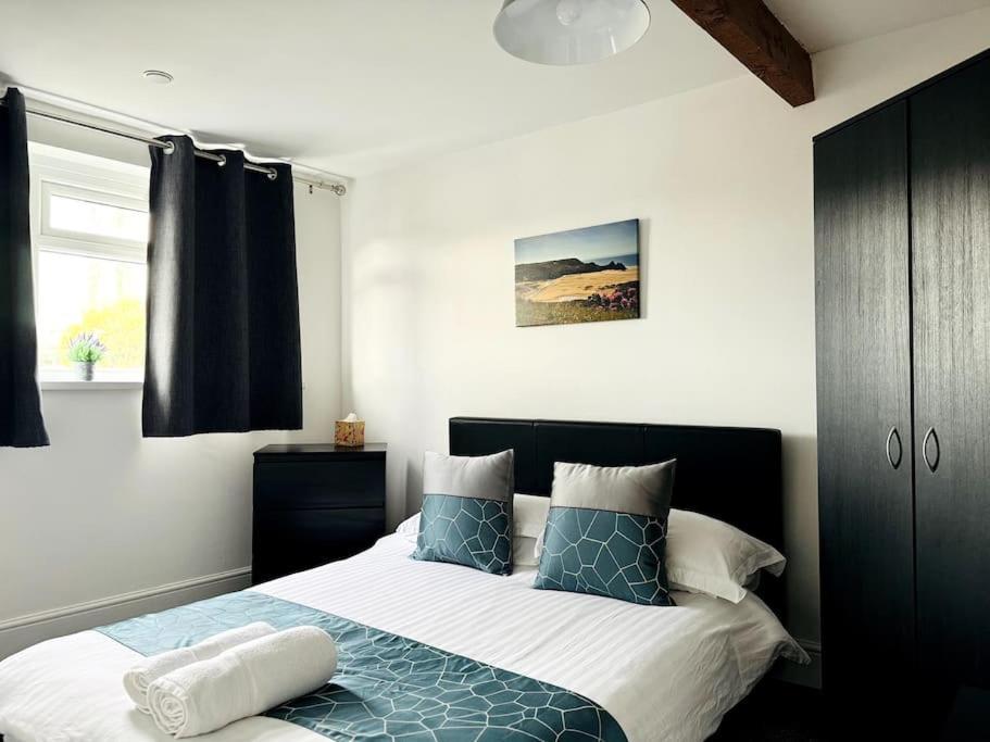 Luxe Living Family Home - Beach, Wifi, Parking Swansea Exterior foto